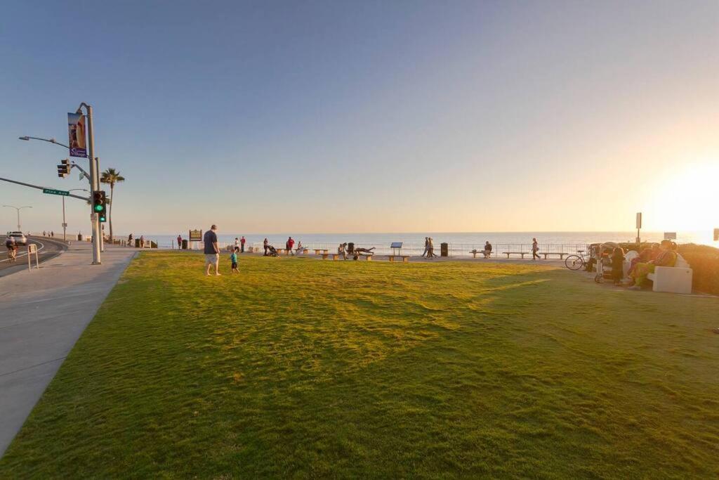 Great Group Retreat! Hacienda Decor, Spacious Floor Plan, Private Backyard Carlsbad Exteriör bild