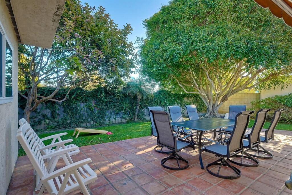 Great Group Retreat! Hacienda Decor, Spacious Floor Plan, Private Backyard Carlsbad Exteriör bild