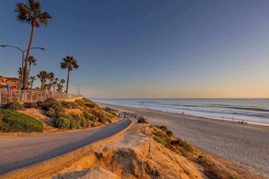 Great Group Retreat! Hacienda Decor, Spacious Floor Plan, Private Backyard Carlsbad Exteriör bild