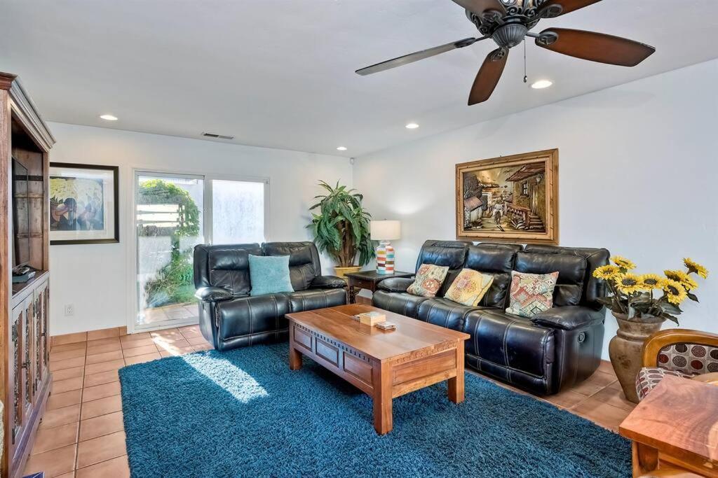 Great Group Retreat! Hacienda Decor, Spacious Floor Plan, Private Backyard Carlsbad Exteriör bild